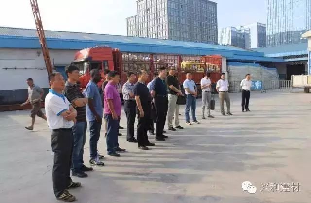 天河|记事|湖北省住建厅、设计院领导及专家一行 莅临星河集团参观指导